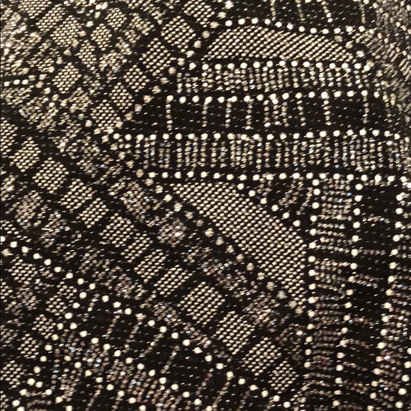 Lularoe elegant New Years Eve S classic T BNWT - Picture 2 of 2